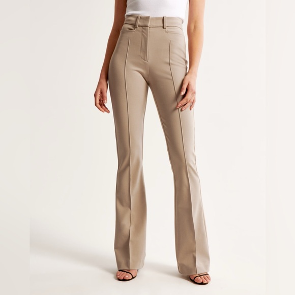 NWT High Rise Abercrombie Flare Pant - Picture 1 of 5